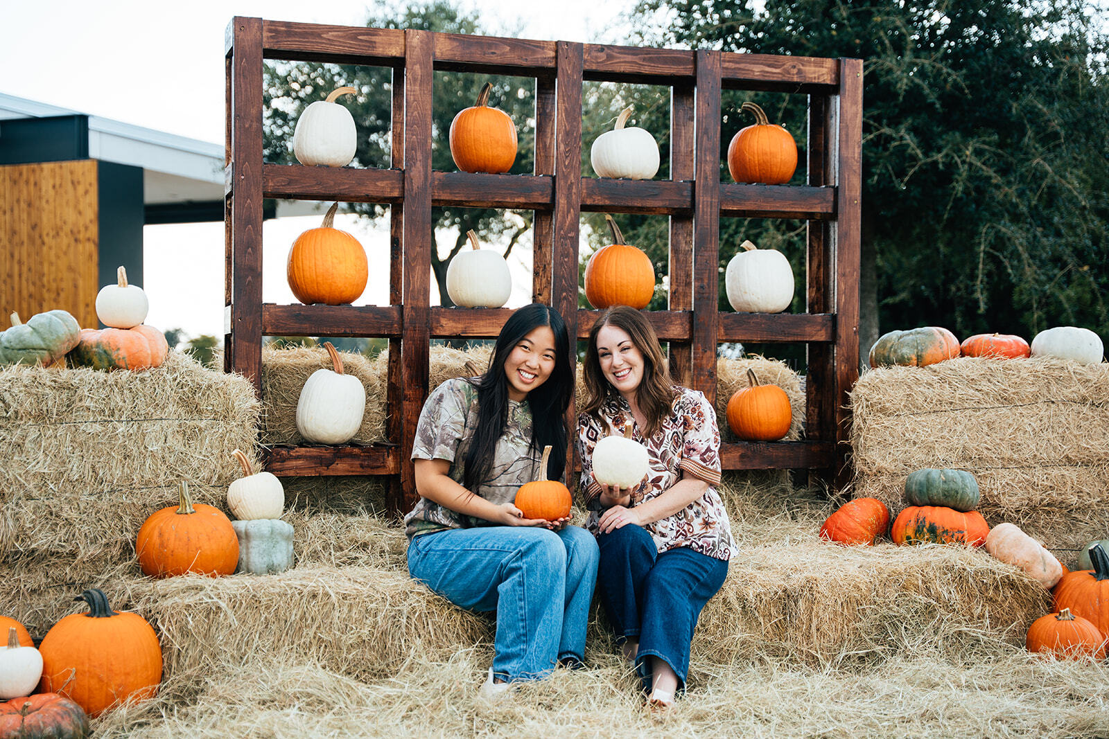 Fall is Here at Lake Walk: Your Guide to the Season’s Best Events, Shopping, and Wellness